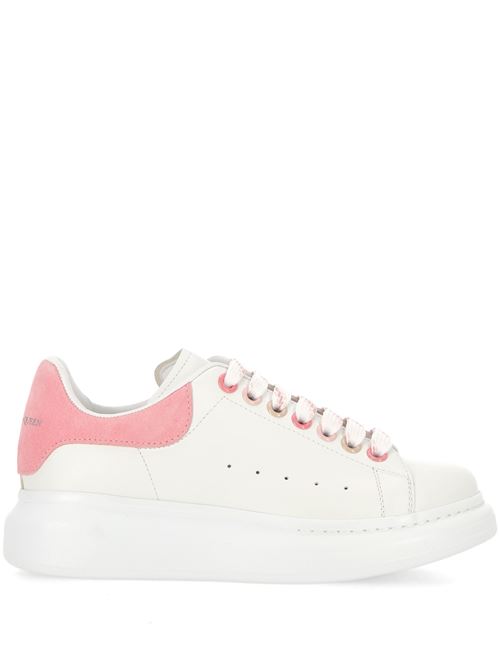 Sneakers oversize da donna. Alexander McQueen | 718139WIEEU8772